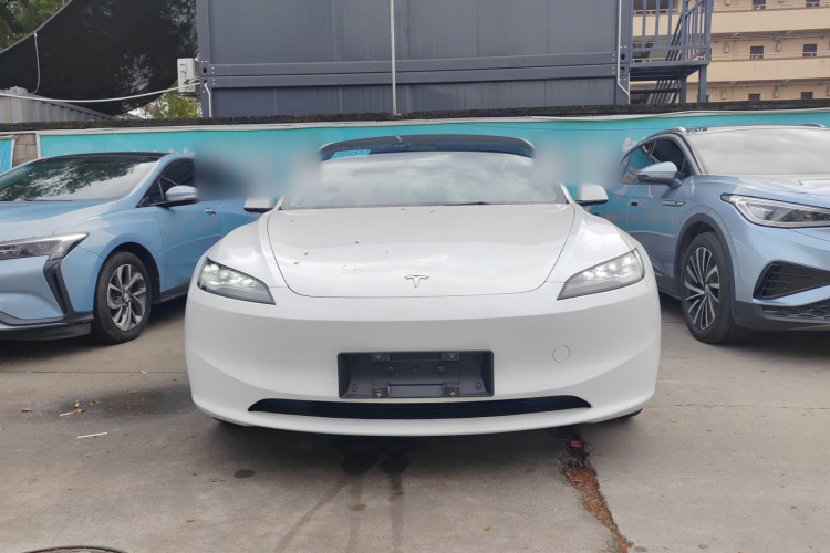 特斯拉 Model 3 2023款 后轮驱动版车身外观6001