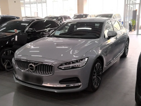 沃尔沃S90 2024款 B5 智逸豪华版