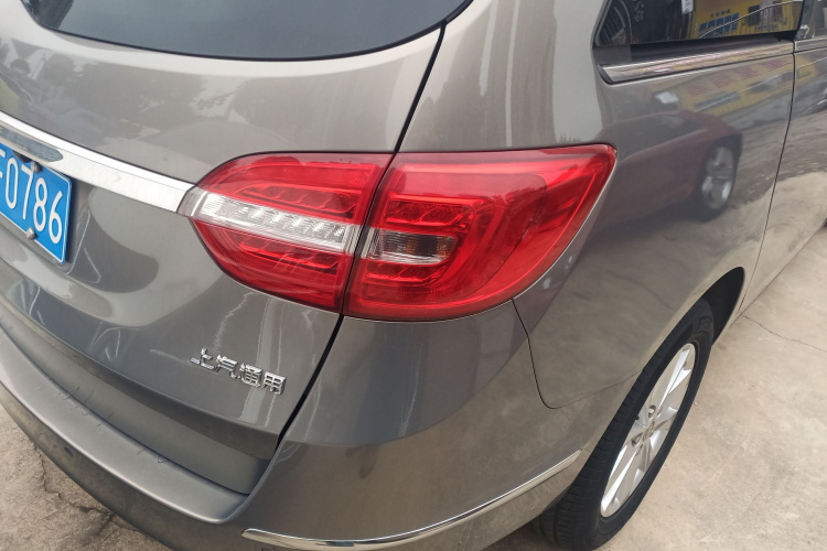 别克GL8 2018款 28T 舒适型 国VI车身外观9