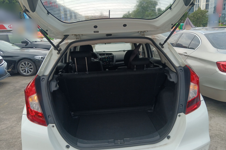 本田 飞度 2018款 1.5L CVT舒适版局部细节23