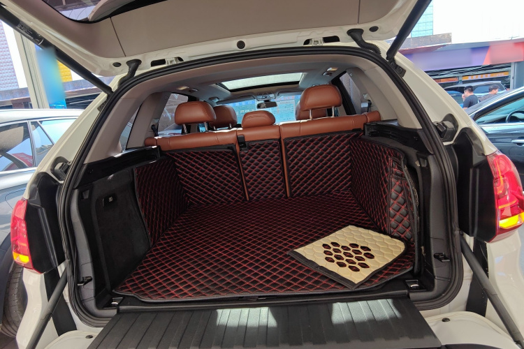 宝马X5（平行进口） 机舱底盘23