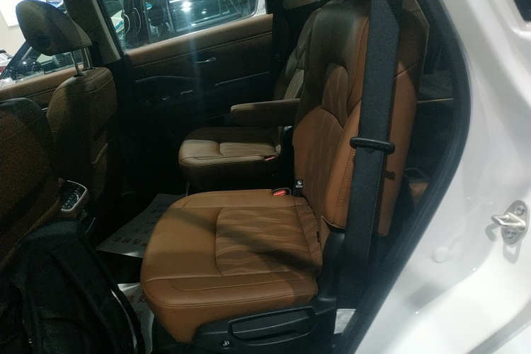 日产 探陆 2024款 380VC-TURBO 四驱智尊版 6座中控内饰7004