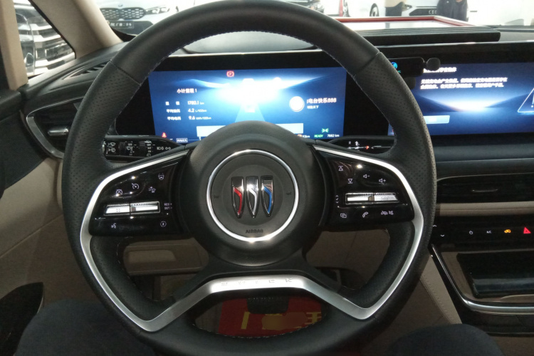 别克GL8新能源 2025款 陆尚 尊享版 7座中控内饰13