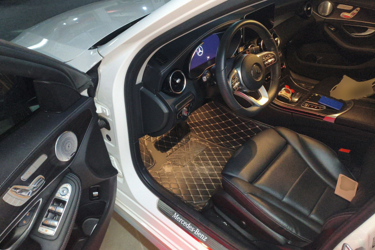 奔驰C级 2021款 C 260 L 运动星耀臻藏版中控内饰20