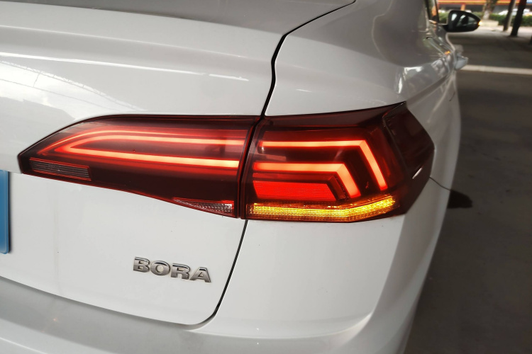 大众 宝来 2020款 1.5L 自动精英型车身外观6001