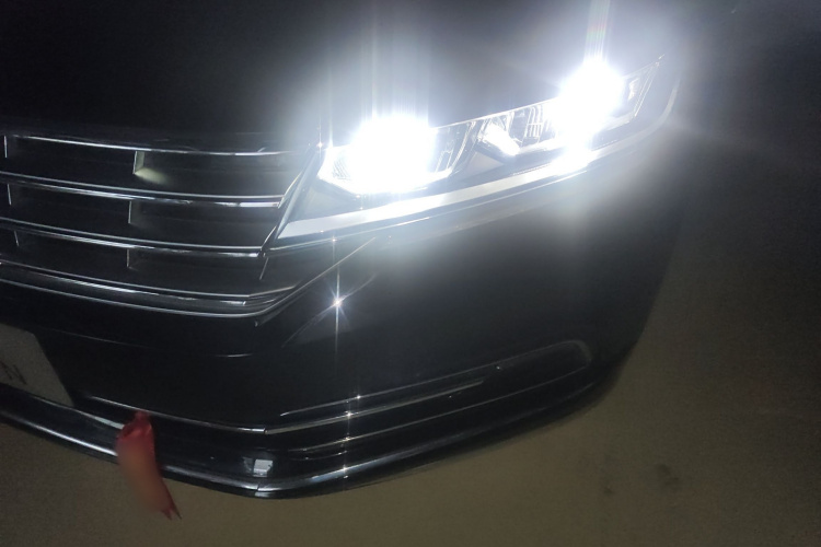 大众 辉昂 2019款 380TSI 两驱商务版 国VI局部细节36