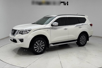 日产 途达 2020款 2.5L XL Upper 4WD 自动四驱豪华版