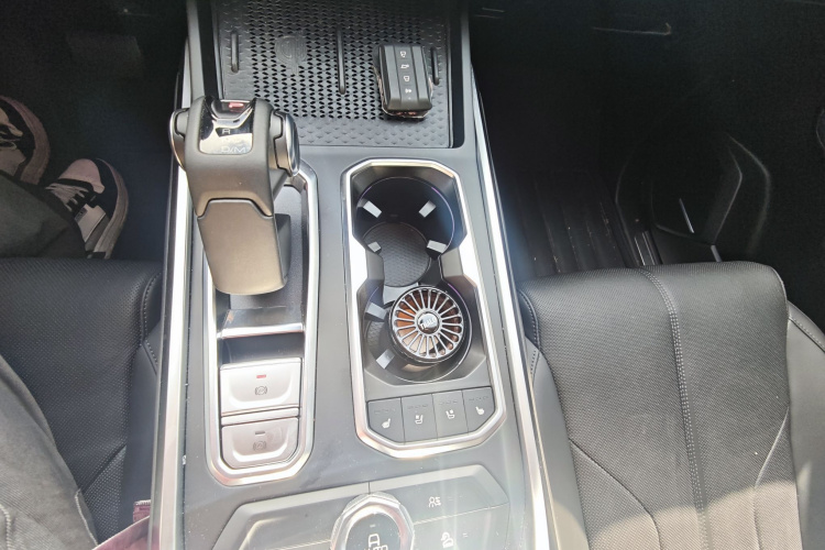 坦克400 2025款 2.0T 汽油版局部细节18