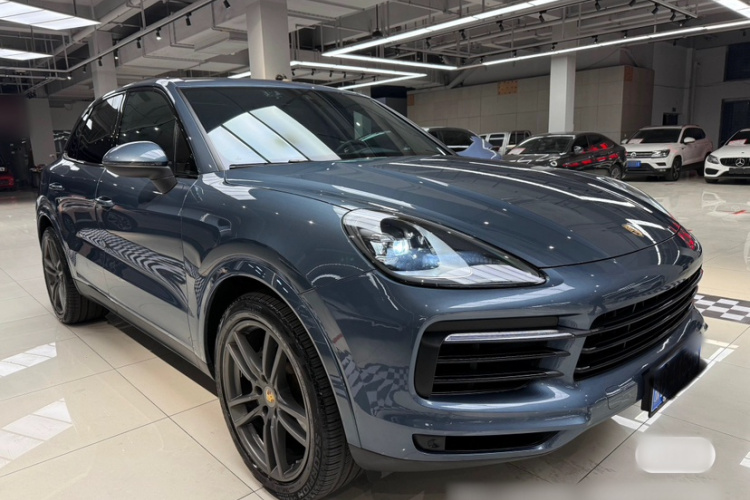 保时捷 2019款 Cayenne 3.0T车身外观6005