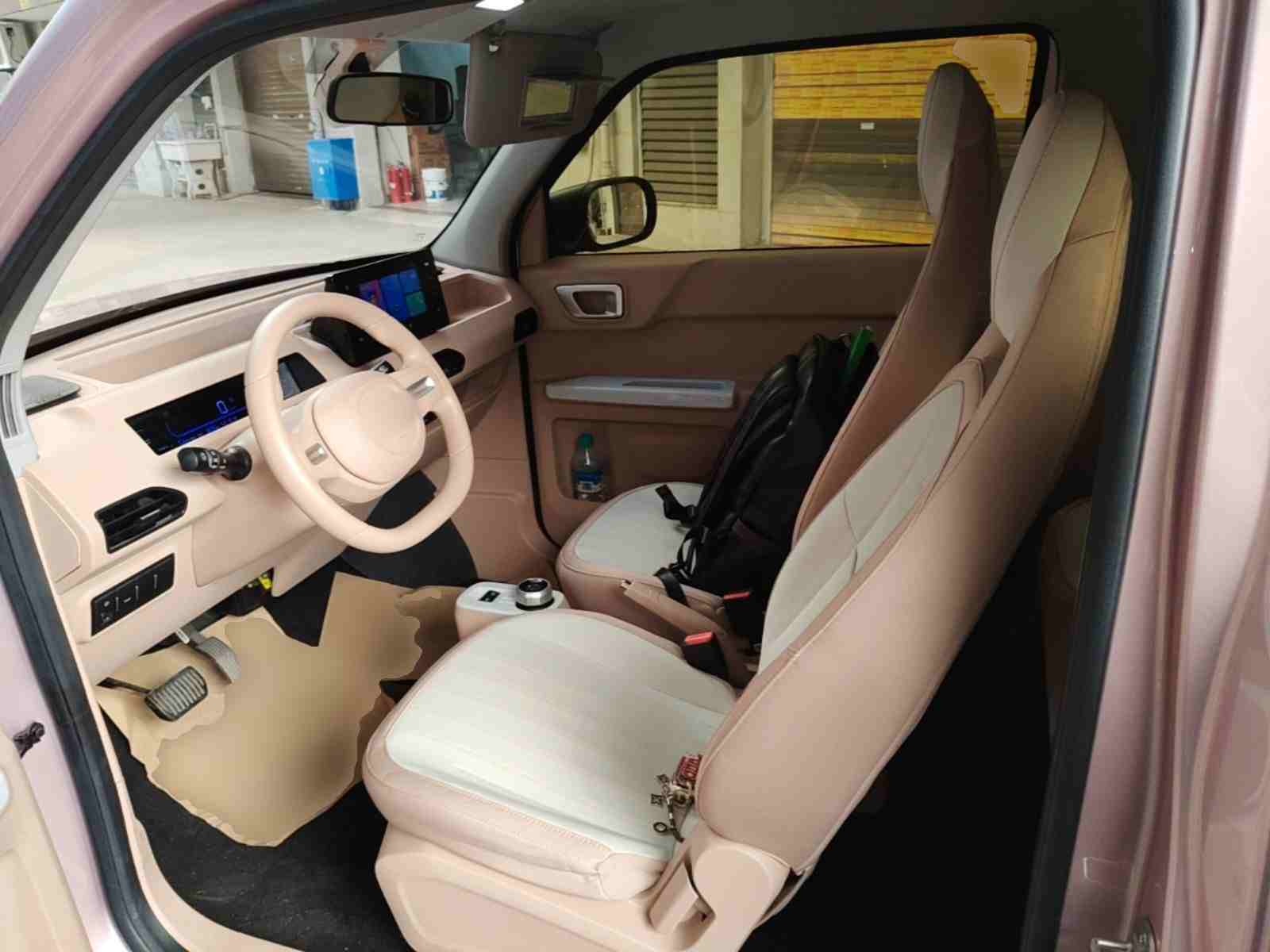 车辆左侧前座椅状态