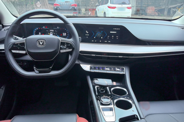 长安 逸动 2023款 畅享版 PLUS 蓝鲸NE 1.4T GDI DCT尊贵版中控内饰7002