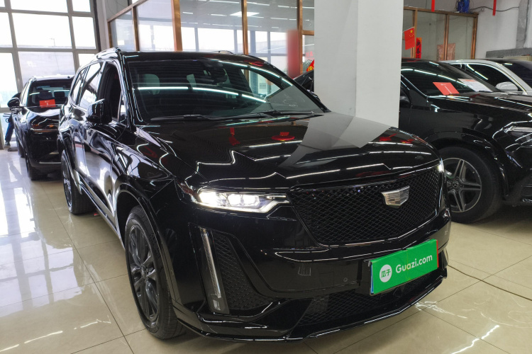 凯迪拉克XT6 2025款 2.0T 六座四驱铂金行政黑标版车身外观3