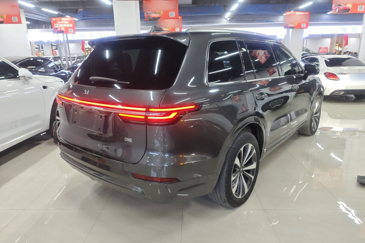 理想汽车 理想ONE 2021款 增程6座版车身外观7