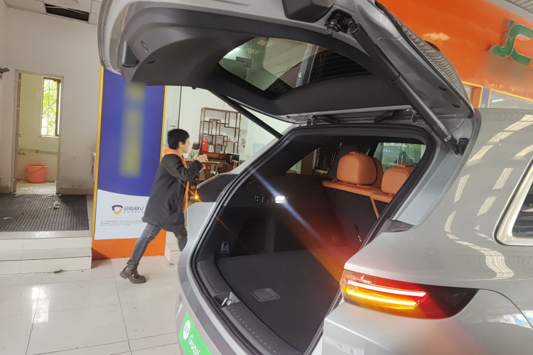 理想汽车 理想L6 2024款 Max机舱底盘23