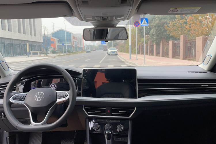 大众 速腾 2023款 300TSI DSG超越版中控内饰7003