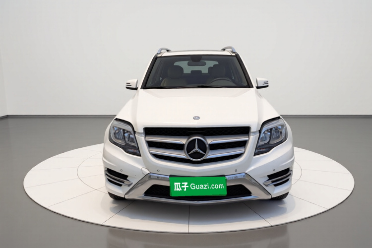 奔驰GLK级 2015款 GLK 260 4MATIC 动感型 极致版车身外观2