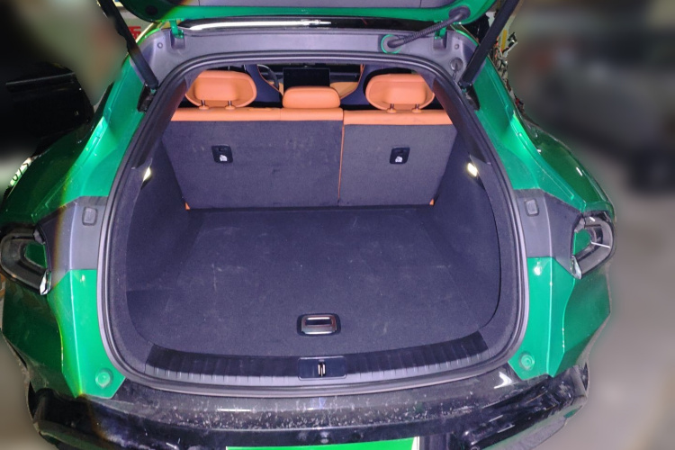 小米汽车 小米YU7 2025款 超长续航高性能四驱Max版中控内饰23