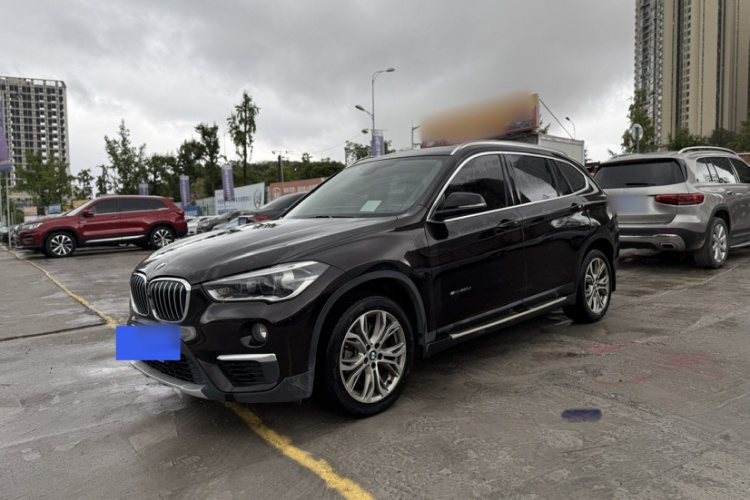 宝马X1 2018款 sDrive20Li 领先型车身外观1