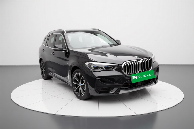 宝马X1 2022款 sDrive25Li 领先型车身外观3