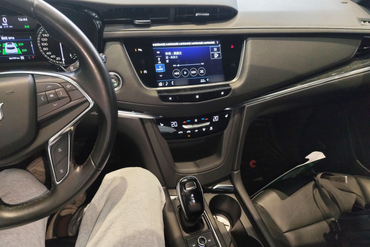 凯迪拉克XT5 2020款 28T 四驱豪华型中控内饰7002