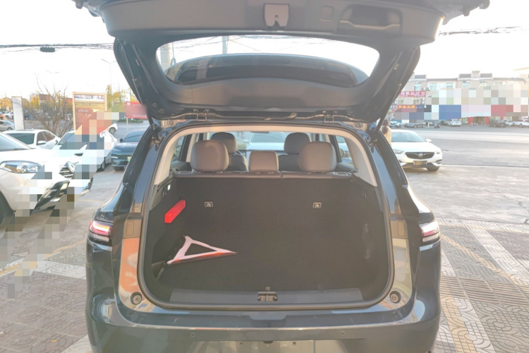 零跑汽车 零跑C10 2024款 410舒享版机舱底盘23