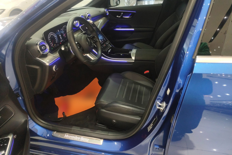 奔驰C级 2022款 改款 C 260 L 运动版局部细节19