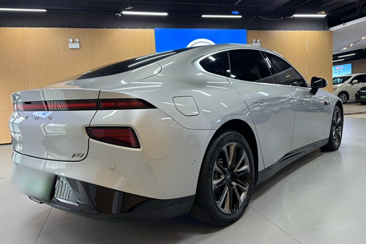 小鹏P7 2020款 670N车身外观6007