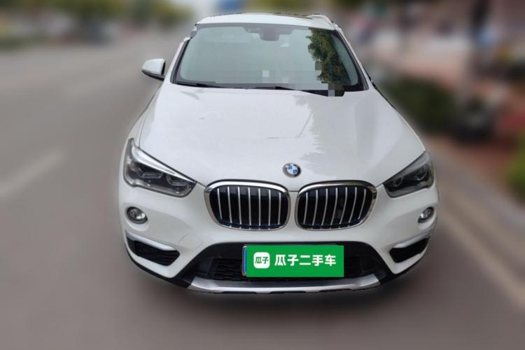 宝马X1 2018款 xDrive20Li 尊享型车身外观6001