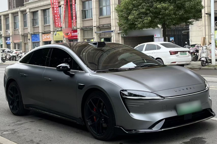 鸿蒙智行 智界S7 2024款 Ultra 四驱旗舰版车身外观6002