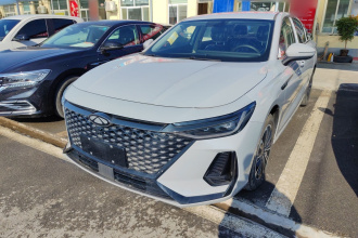 奇瑞 风云A8 2024款 127 出行版