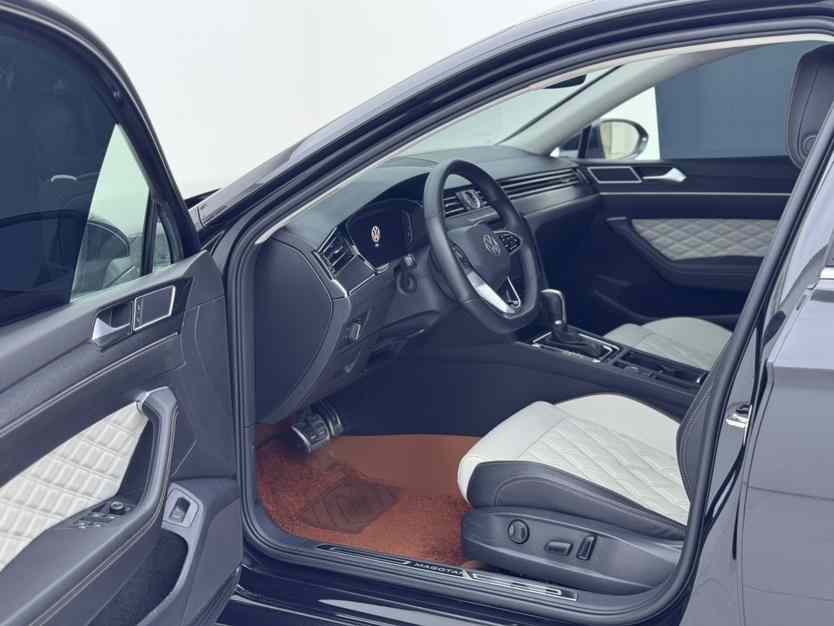 大众 迈腾 2023款 200万辆纪念版 330TSI DSG豪华型(2)