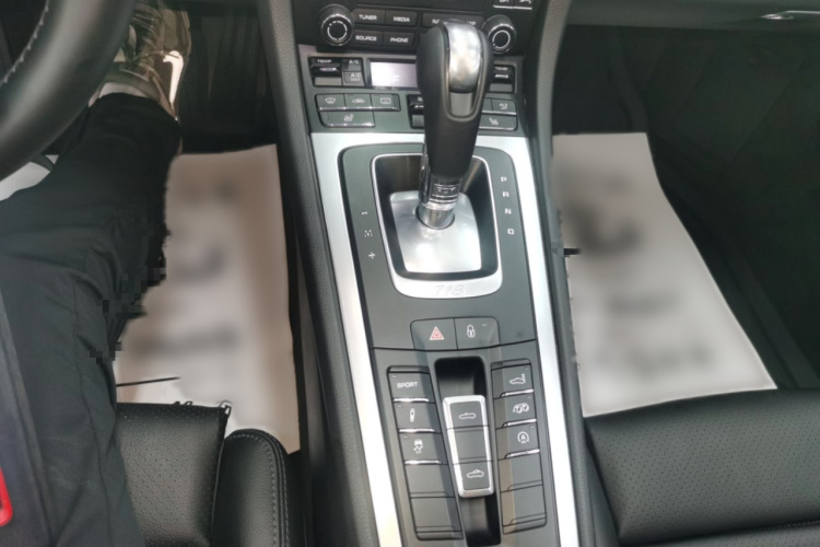 保时捷718 2018款 Boxster 2.0T局部细节18