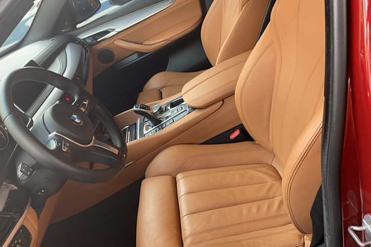 宝马X6 2015款 xDrive35i 领先型局部细节19