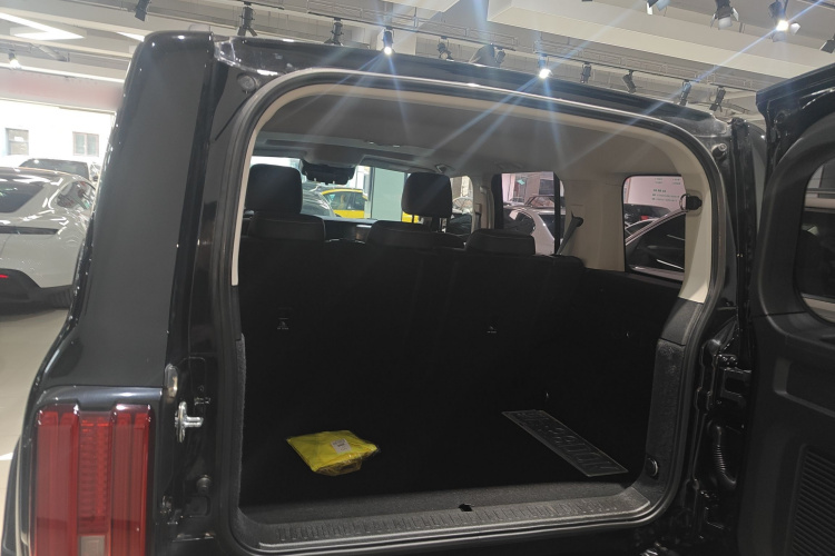 坦克300 2023款 越野版 2.0T 征服者局部细节23