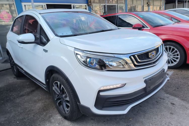 吉利汽车 远景X3 2019款 升级版 1.5L CVT尊贵型车身外观3