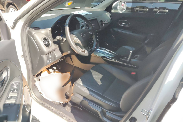 思铭 东风本田X-NV 2020款 电掣版中控内饰20