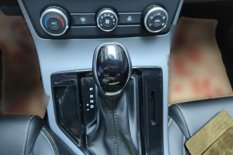 吉利汽车 帝豪 2021款 UP 1.5L CVT舒适型局部细节18