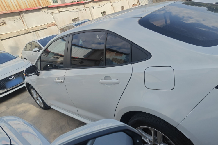 丰田 雷凌 2021款 185T CVT豪华版车身外观4