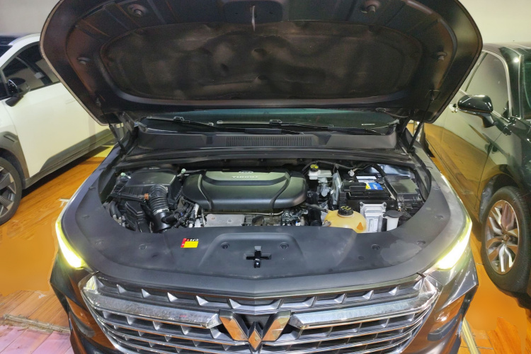 五菱汽车 五菱凯捷 2020款 1.5T CVT旗舰型机舱底盘24