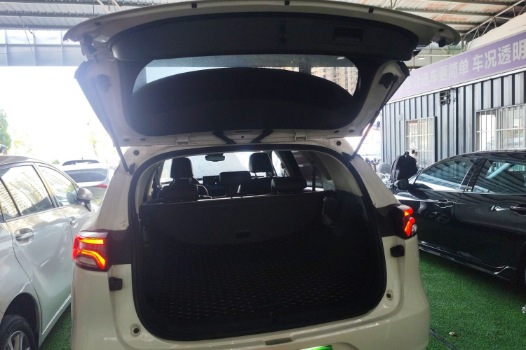 比亚迪 唐 2019款 2.0T 自动智联尊享型 5座 国VI局部细节23