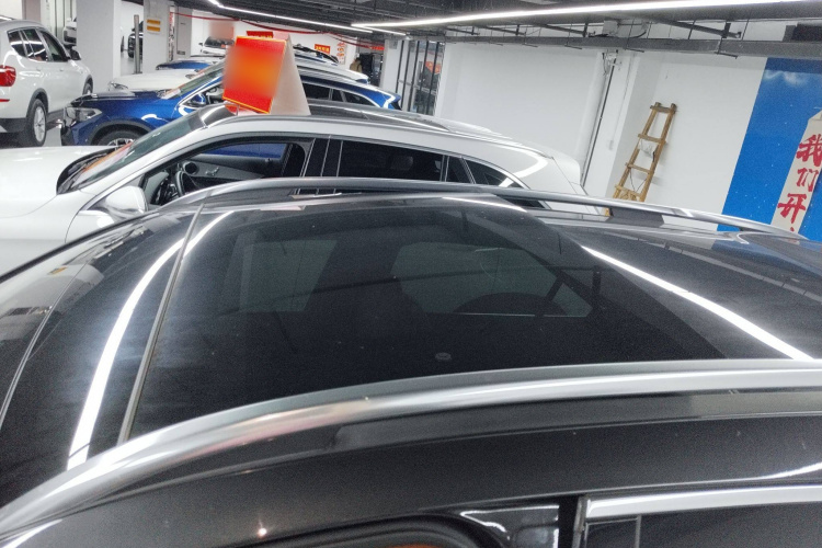 奔驰GLC 2024款 GLC 260 L 4MATIC 动感型 5座局部细节57