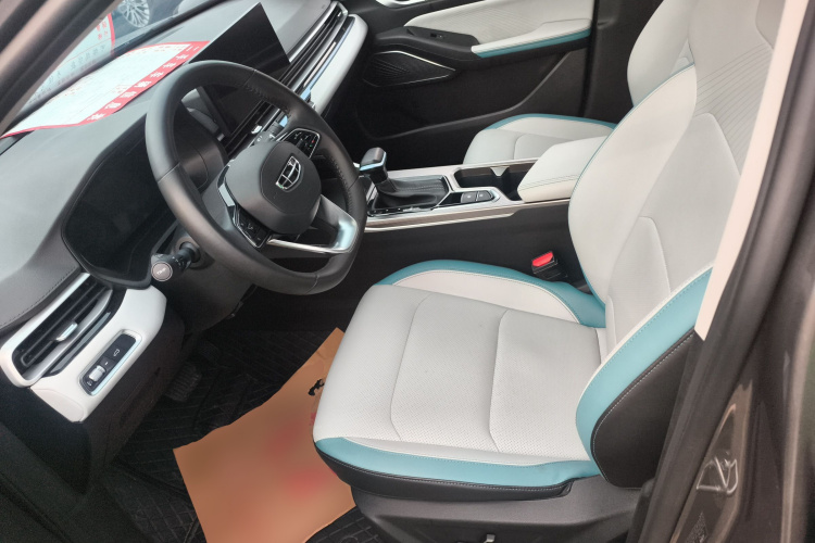 吉利汽车 帝豪 2023款 第4代冠军版 1.5L CVT旗舰型中控内饰19