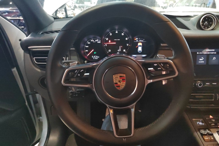 保时捷 2018款 Macan 2.0T中控内饰13