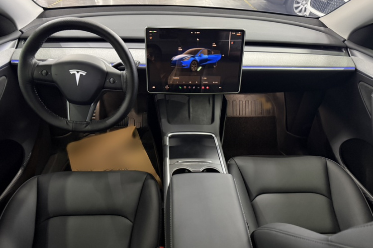 特斯拉 Model Y 2024款 后轮驱动版车身外观6003