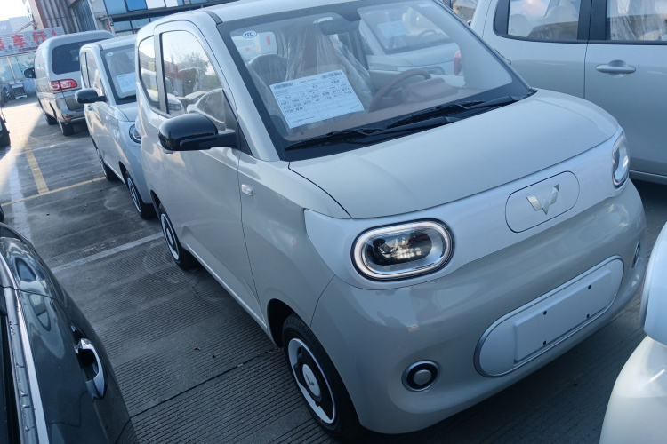 五菱汽车 宏光MINIEV 2024款 第三代 215km 青春版车身外观6002