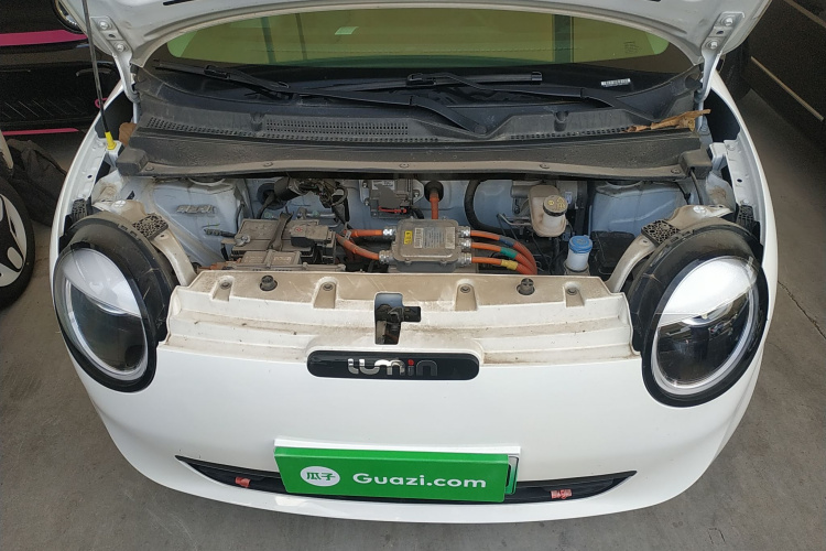 长安启源 长安Lumin 2022款 155km 清甜款机舱底盘24