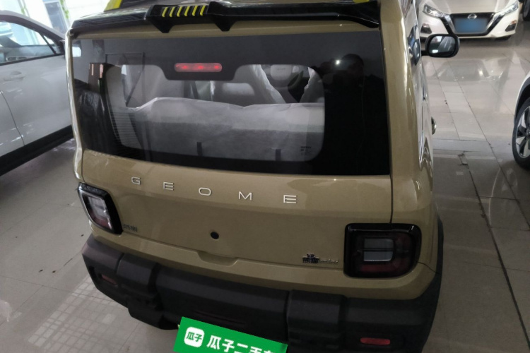 吉利银河 2025款 210km 熊猫骑士车身外观6004