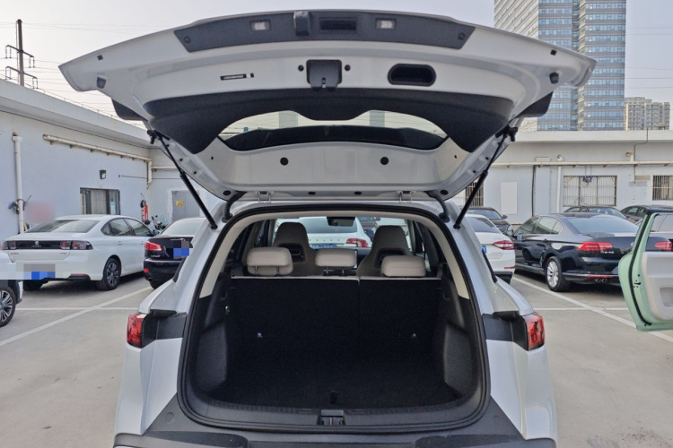 比亚迪 元UP 2025款 智驾版 401KM 领先型机舱底盘23