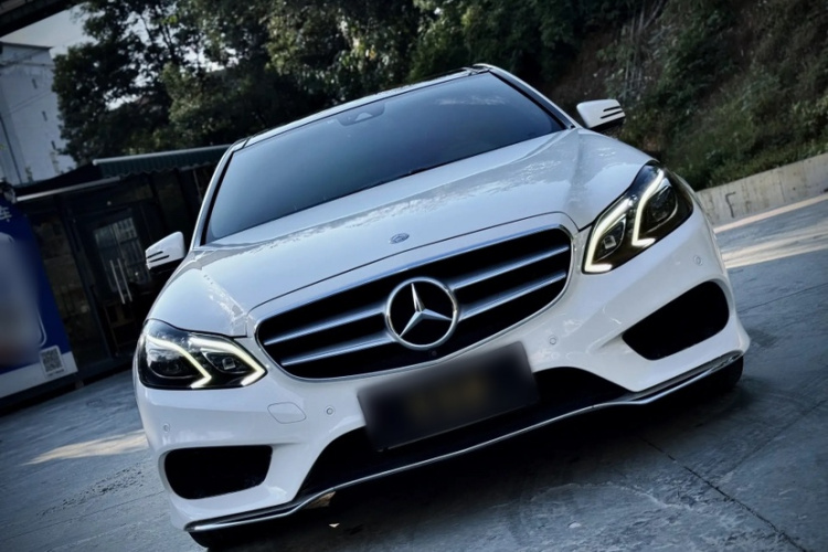 奔驰E级 2015款 E 320 L 运动型车身外观6013