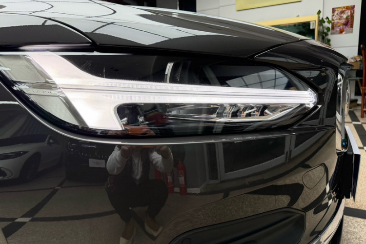 沃尔沃S90 2021款 B5 智逸豪华版车身外观6006